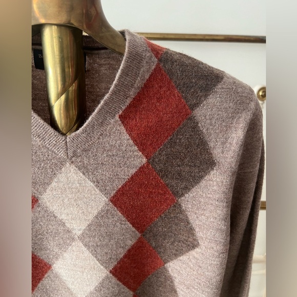 Banana Republic ladies argyle sweater, size S. - Picture 2 of 6